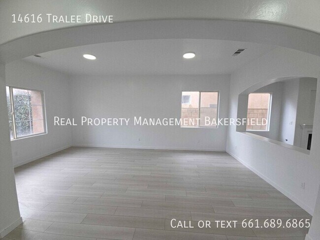 Building Photo - 14616 Tralee Dr