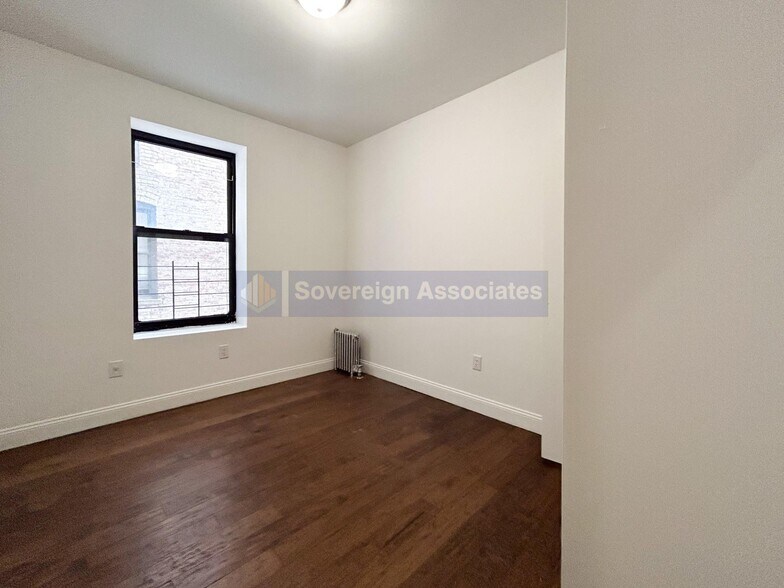 Building Photo - 285 St Nicholas Ave