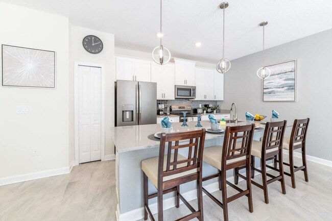 Building Photo - 400 Ocean Course Ave