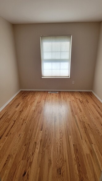 Building Photo - 30238 Blancke Dr