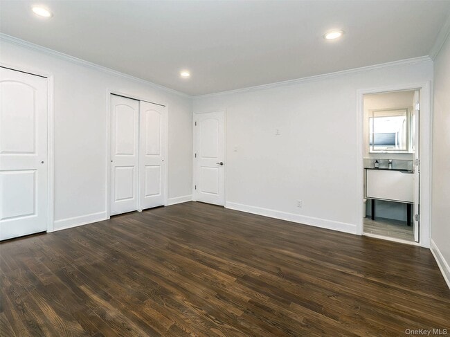 Building Photo - 1 Milford Ln