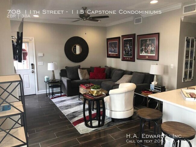 Building Photo - Capstone Condominiums 115