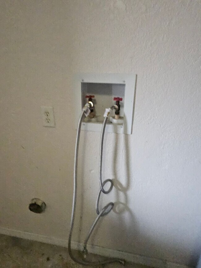 Building Photo - Single Family home in Port Charlotte