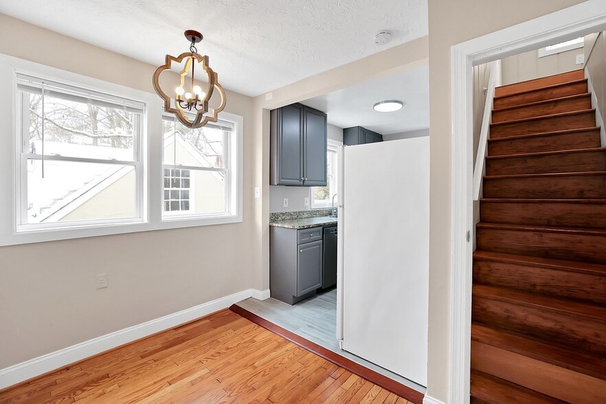 Building Photo - 608 N Abingdon St