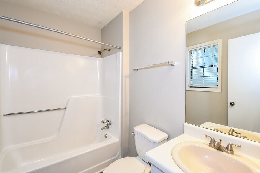 Building Photo - 5376 Whitney Ct
