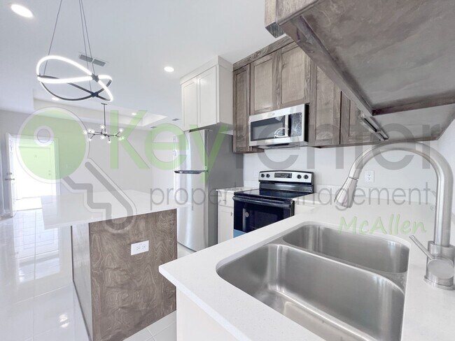 Building Photo - Brand New! SUPER LOW Move-In Price