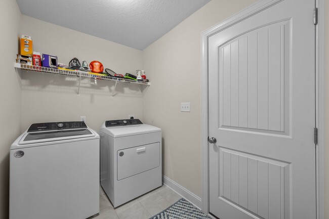 Building Photo - 517 Indigo Johnston Dr