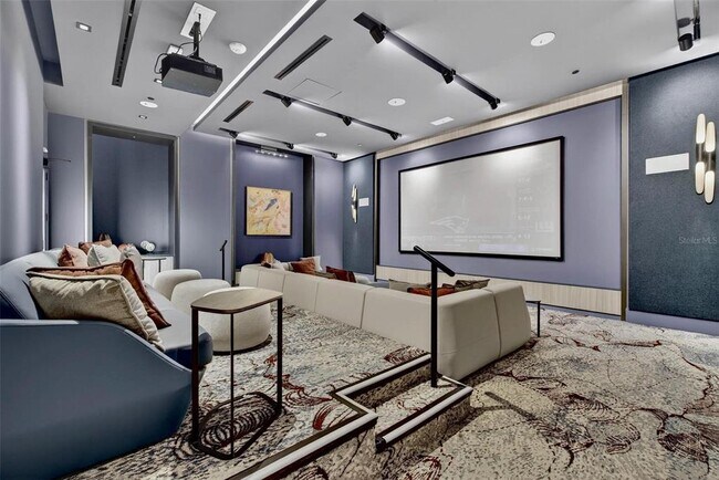 Building Photo - 275 1st Ave S