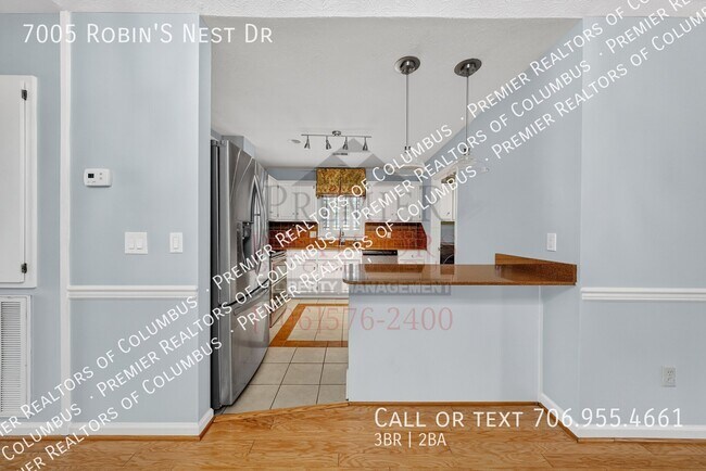 Building Photo - 7005 Robin's Nest Dr