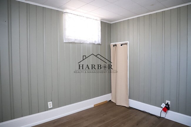 Building Photo - 3 Bedroom Single Family Home in SE Rochest...