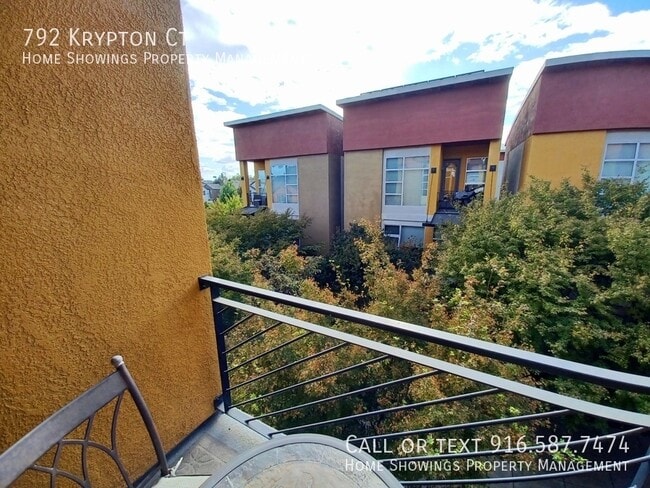 Building Photo - 792 Krypton Ct