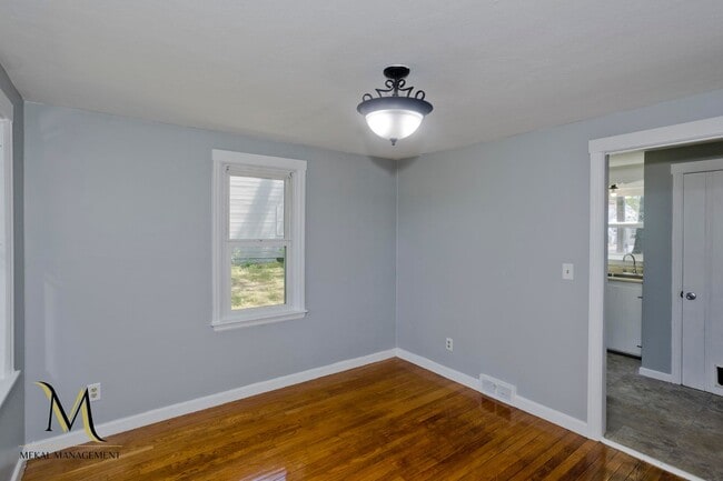 Building Photo - COMING SOON! Waterfront Single Family Home for Rent!