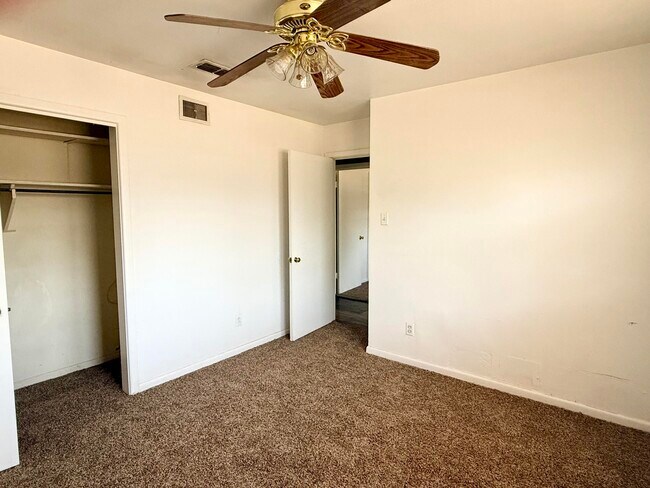 Building Photo - 2817 63rd St