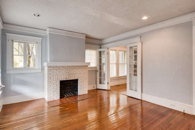 Building Photo - Priced Below Market Rate