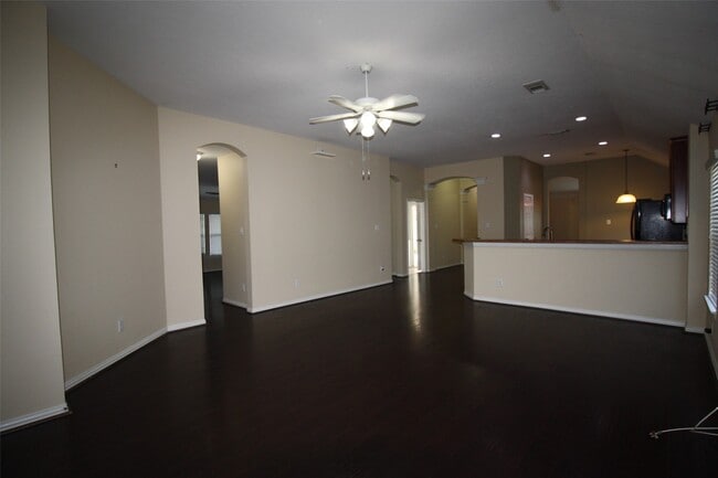 Building Photo - 7038 Cornflower Ln