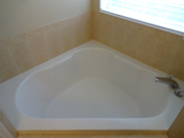 Building Photo - 3961 Leatherwood Dr