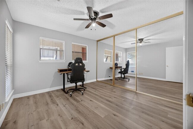Building Photo - 3115 Helms St