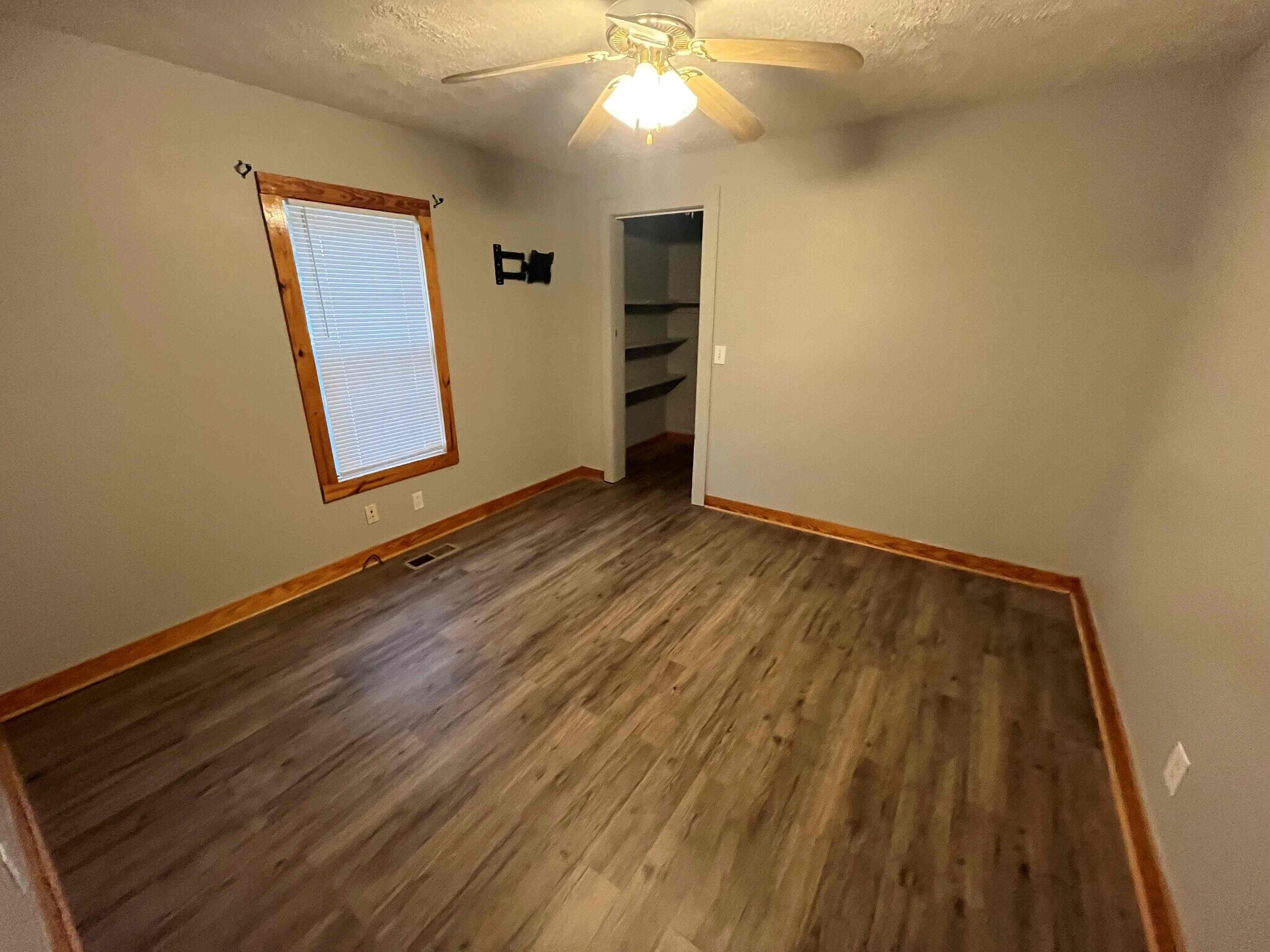 Building Photo - 4217 Snake Rd