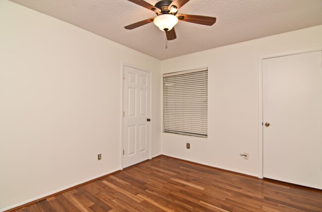 Building Photo - Spacious 3/2 Longwood, Single Story Townhome