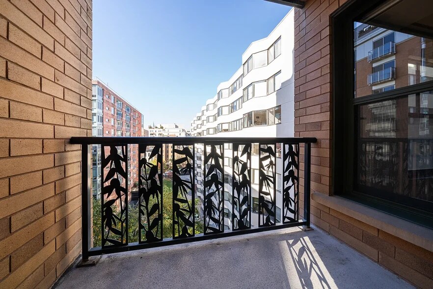 View from Balcony - 910 M St NW