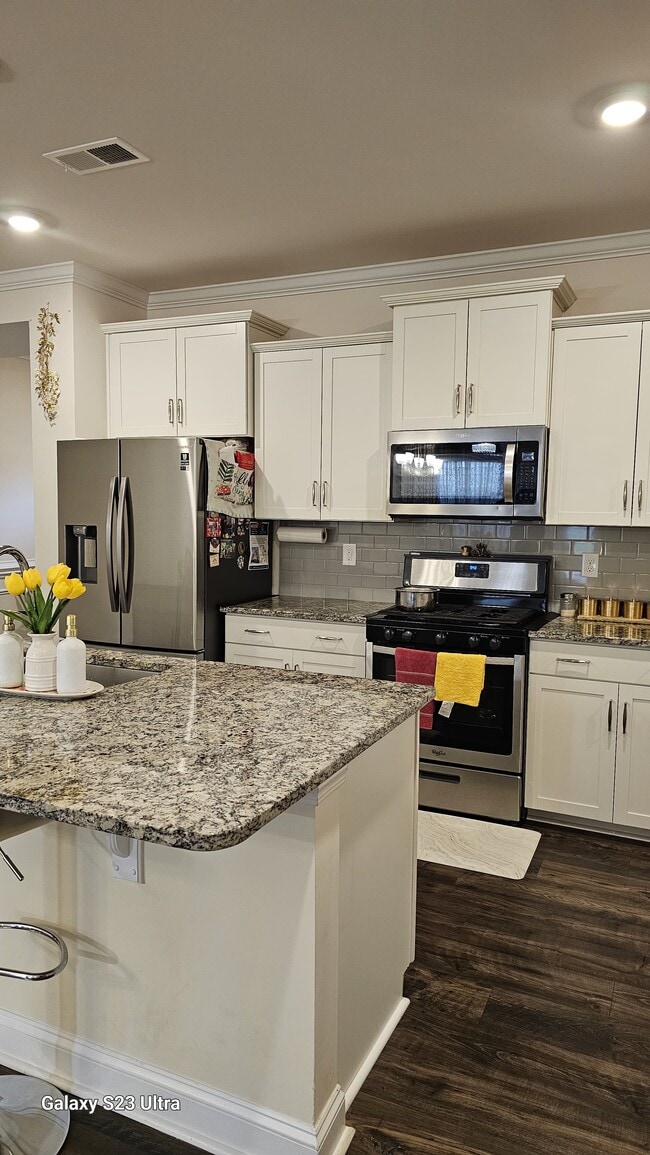 Building Photo - 1657 Pendula Ln