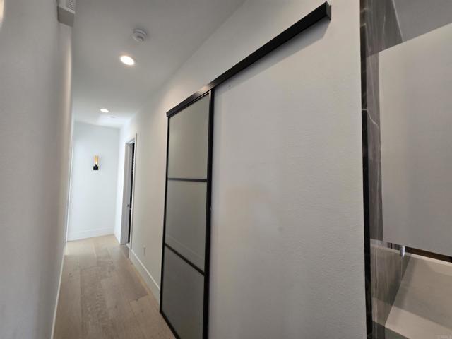 Building Photo - 8337 Distinctive Dr