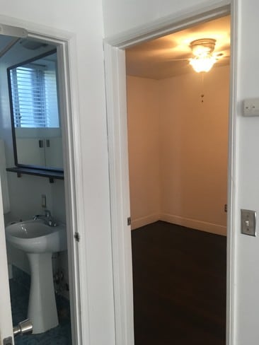 BR 2 - 2284 Cove Ave