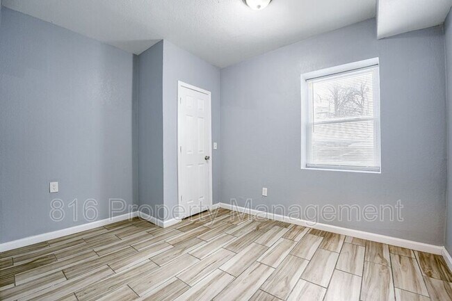 Building Photo - 6903 Jackson Ave