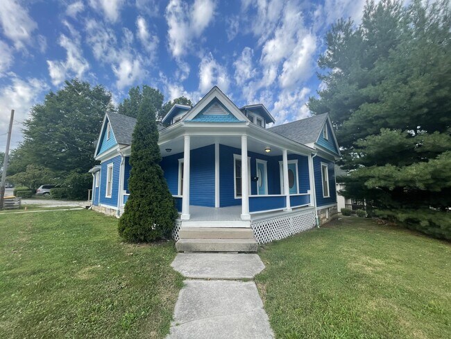 Building Photo - 500 S Lincoln St