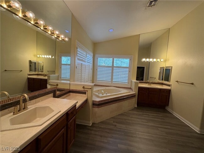 Building Photo - 9604 Coral Rose Ct