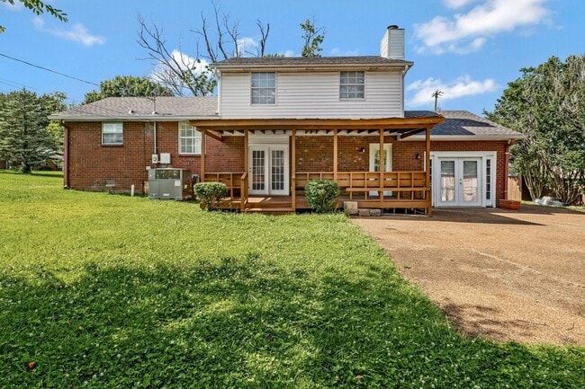 Building Photo - 3401 Shakertown Rd