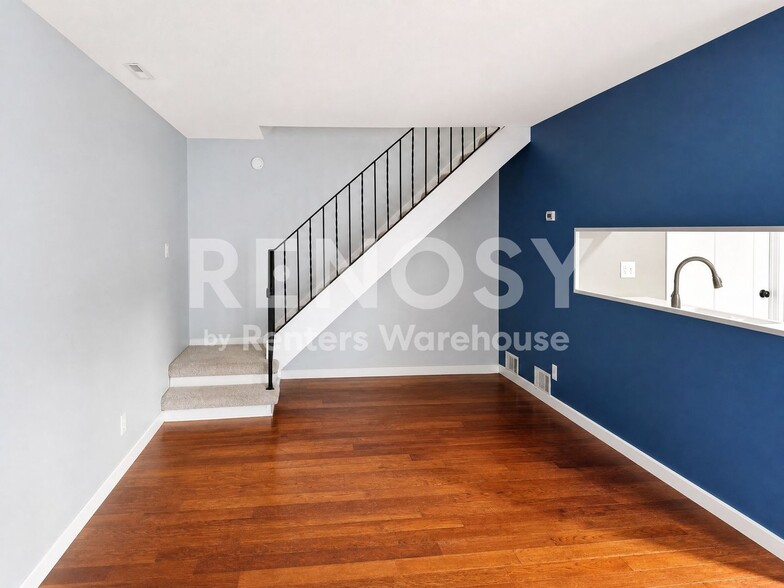 Building Photo - 2775 Upland Ct