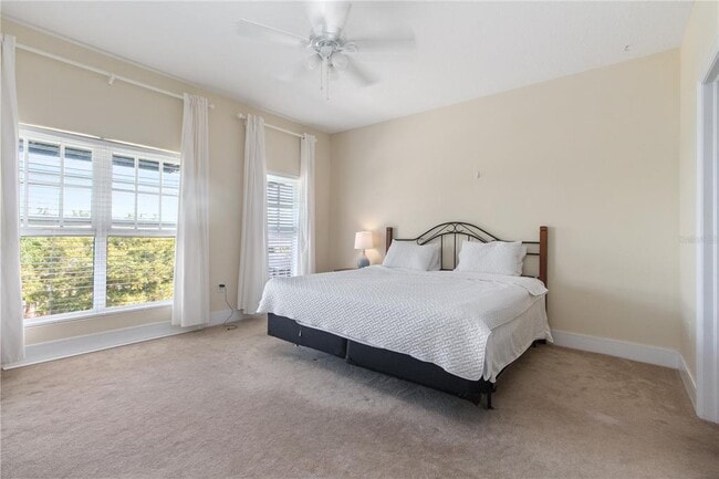 Building Photo - 300 State St E