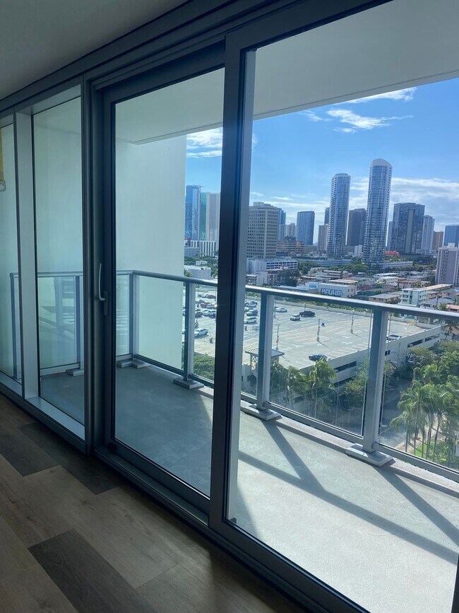 Building Photo - The Park Of Keeaumoku- Newly open condo, S...