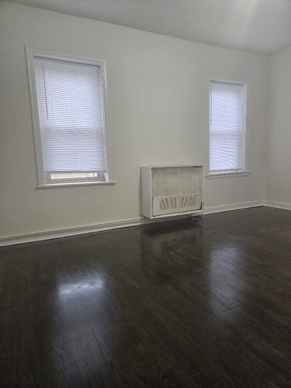 Building Photo - 123 N Walnut St