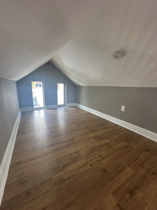 Building Photo - 5808 Fir Ave