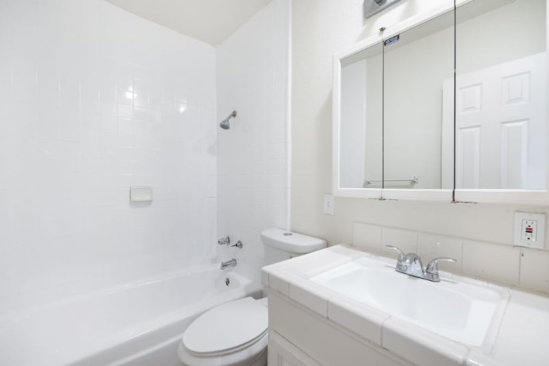 Building Photo - 34976 Ave A