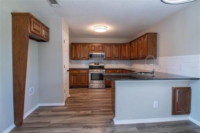 Building Photo - 525 NW 171st Terrace