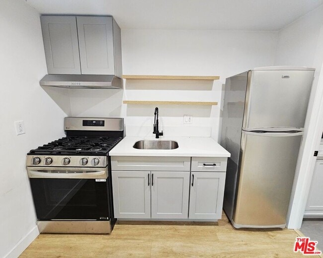 Building Photo - 5340-5340 Lemon Grove Ave