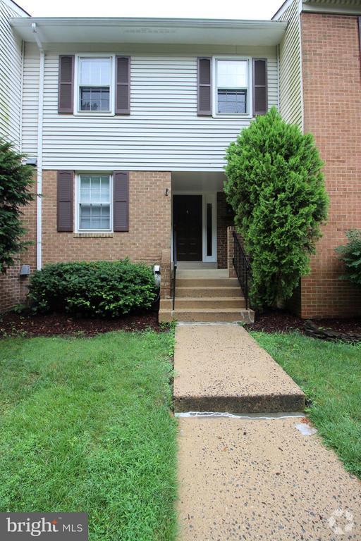 Building Photo - 5902 Langton Dr