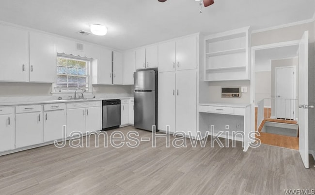 Building Photo - 3667 Willow Ln Dr