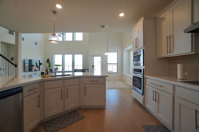 Building Photo - 208 Monteforte Rd