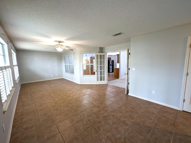 Building Photo - 1822 Brooke Beach Dr