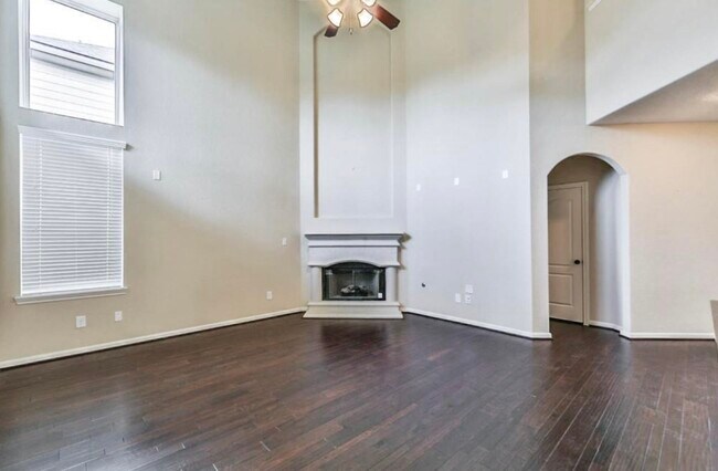Building Photo - 28807 Mayes Bluff Dr