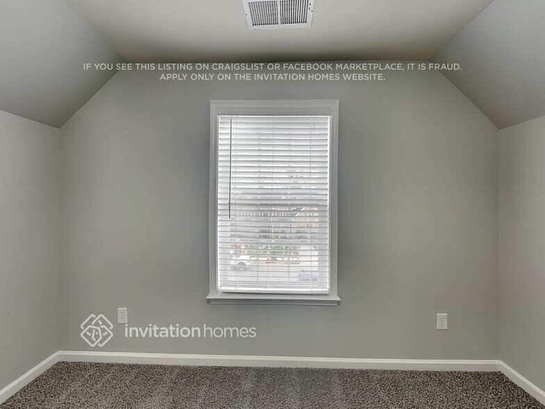 Building Photo - 1220 Brough Hall Dr