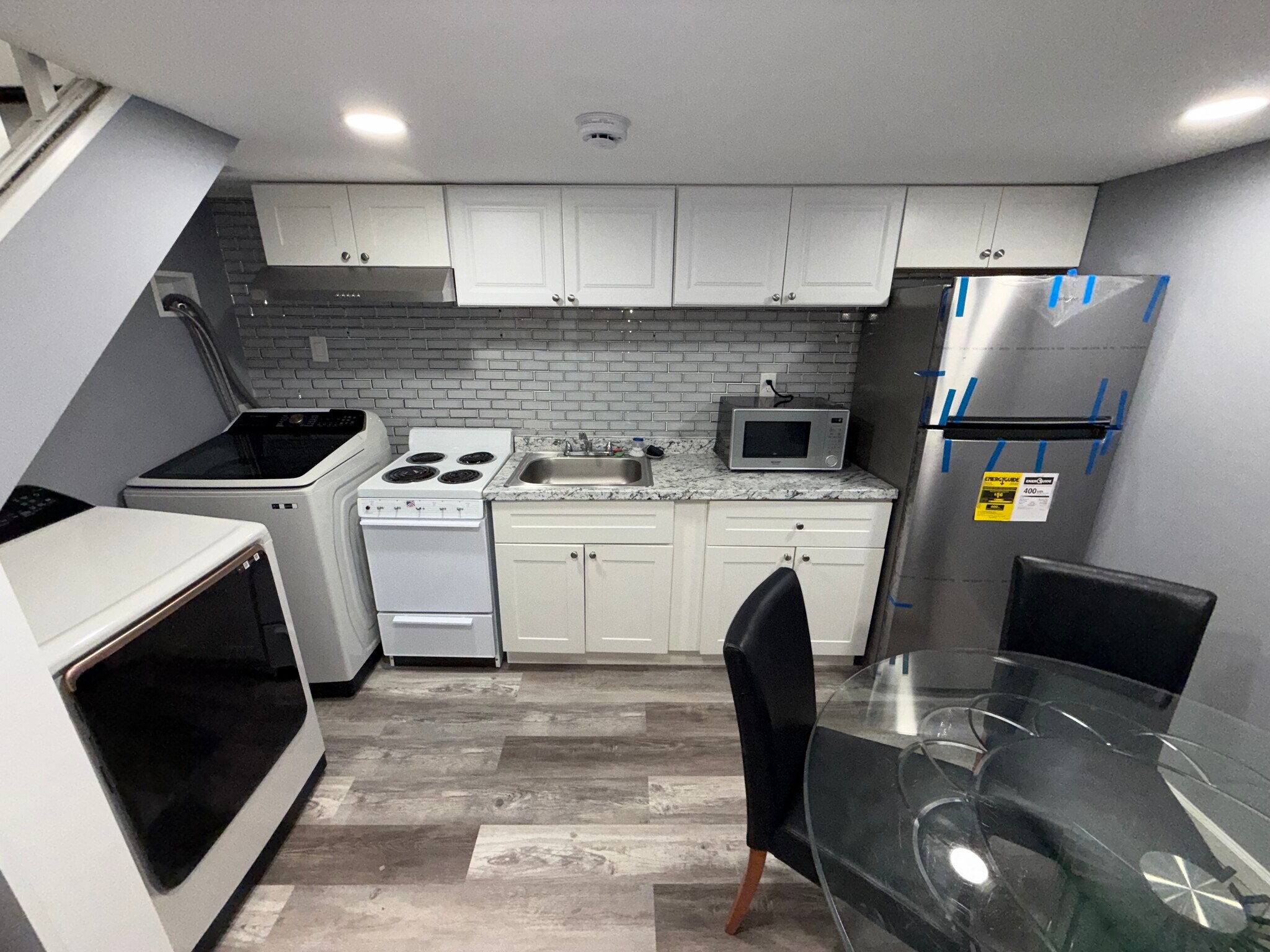 Building Photo - 8 Woody Pl