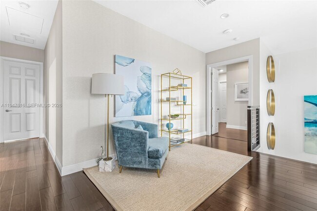 Building Photo - 10220 Sweet Bay Ct