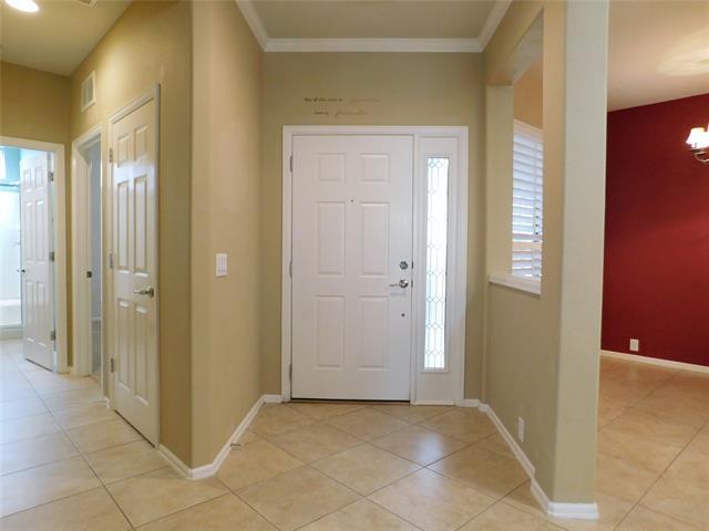 Building Photo - 3904 Stone Oak Blvd