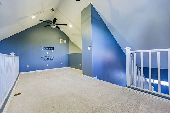 Building Photo - Queensridge Home