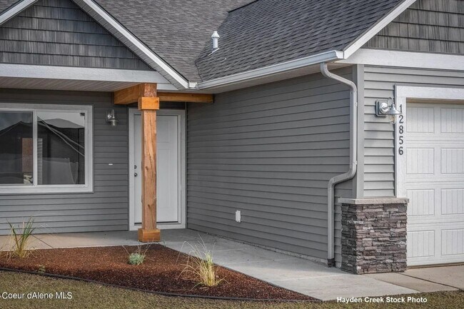 Building Photo - Beautiful Newer 3 Bedroom Home in Brookshire – Mountain Views!